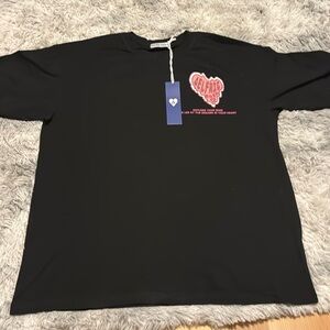 Graphic tee